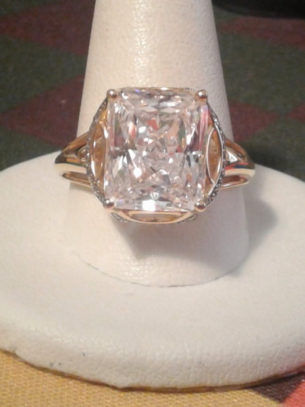 BJL790 Bella Luce CZ Rhodium & 18K YGP Engagement Ring 12.04ctw. Size 10 LNC